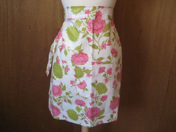 Pink Flower Apron - image 1