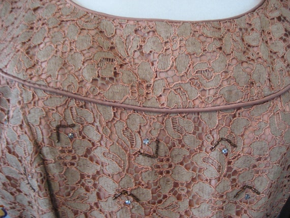 Pink Lace 1940s Dress - image 3