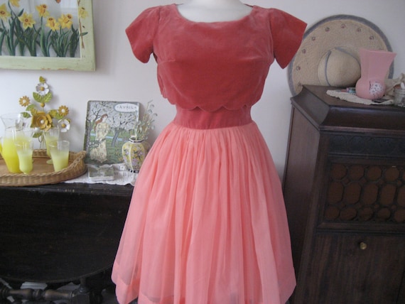 1950s chiffon prom dress Vintage 1950s Teal Blue Chiffon Prom Dress, Size 8 UK/ 34" Bust. See ITEM DETAILS for All Measurements