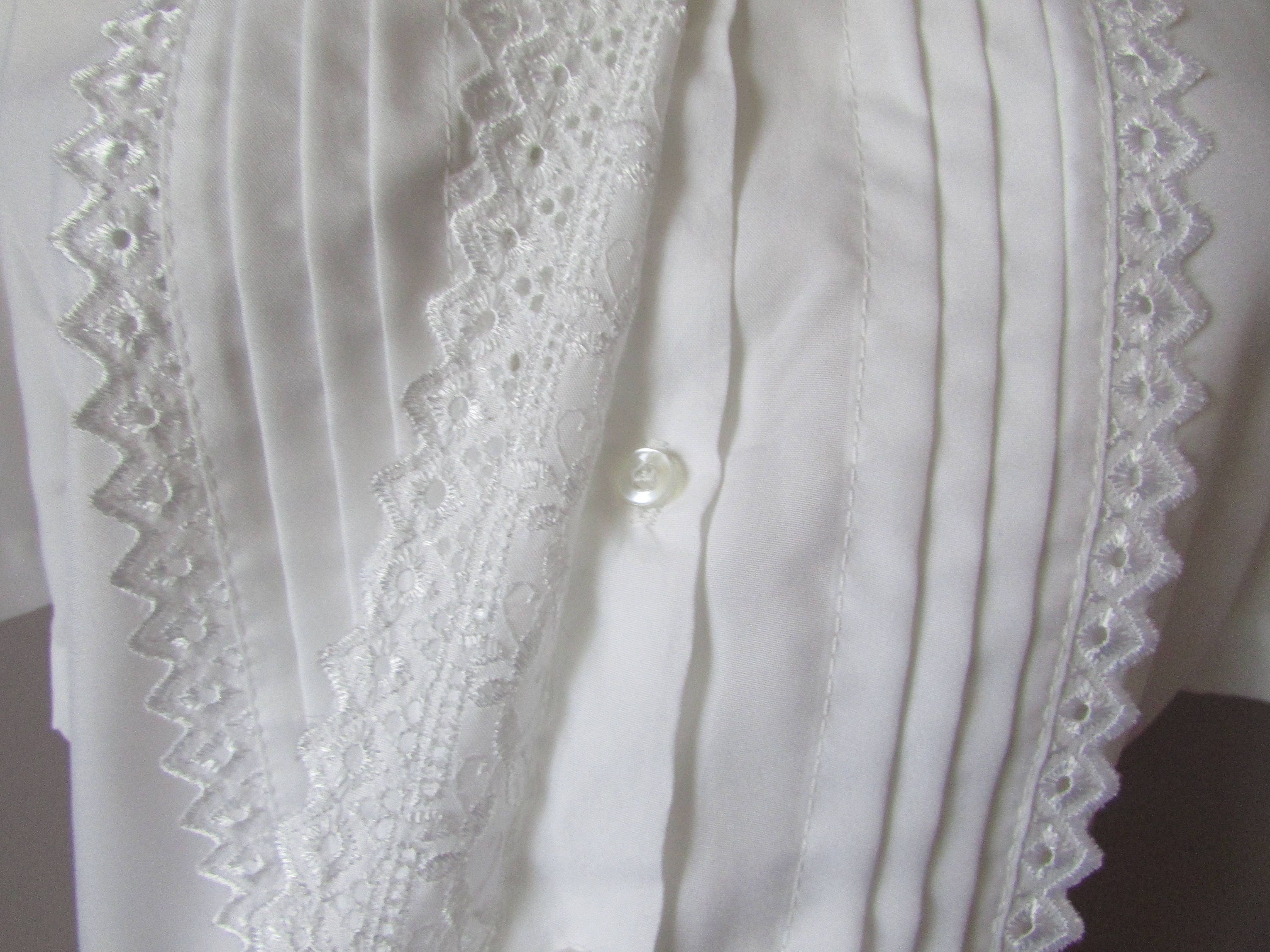 1980 Lauren Lee White and Lace Blouse - Etsy