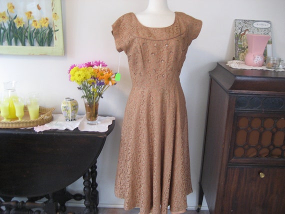 Pink Lace 1940s Dress - image 1