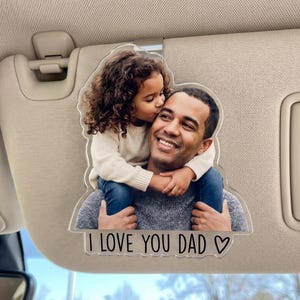 Anpassad fotobilvisirklämma för pappa, personlig fars dag-present från son eller dotter, sentimental akrylbilsminnessak för honom