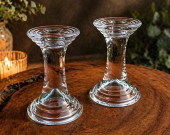 Set aus 2 schlichten, eleganten Kerzenhaltern aus mundgeblasenem Glas, 13x7 cm