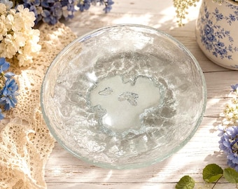 Vintage Hoya Schneeflocken-Kunstglasschale aus Japan, großes strukturiertes Kristall-Mittelstück, 29 cm