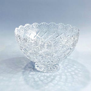 Vintage Lead Crystal Bowl: Hand-Cut Diamond Pattern Centerpiece