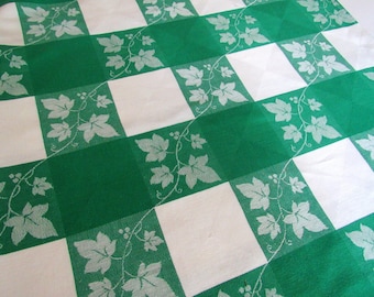 Simtex Vintage Tablecloth Green/White Ivey 38X36.5 inches