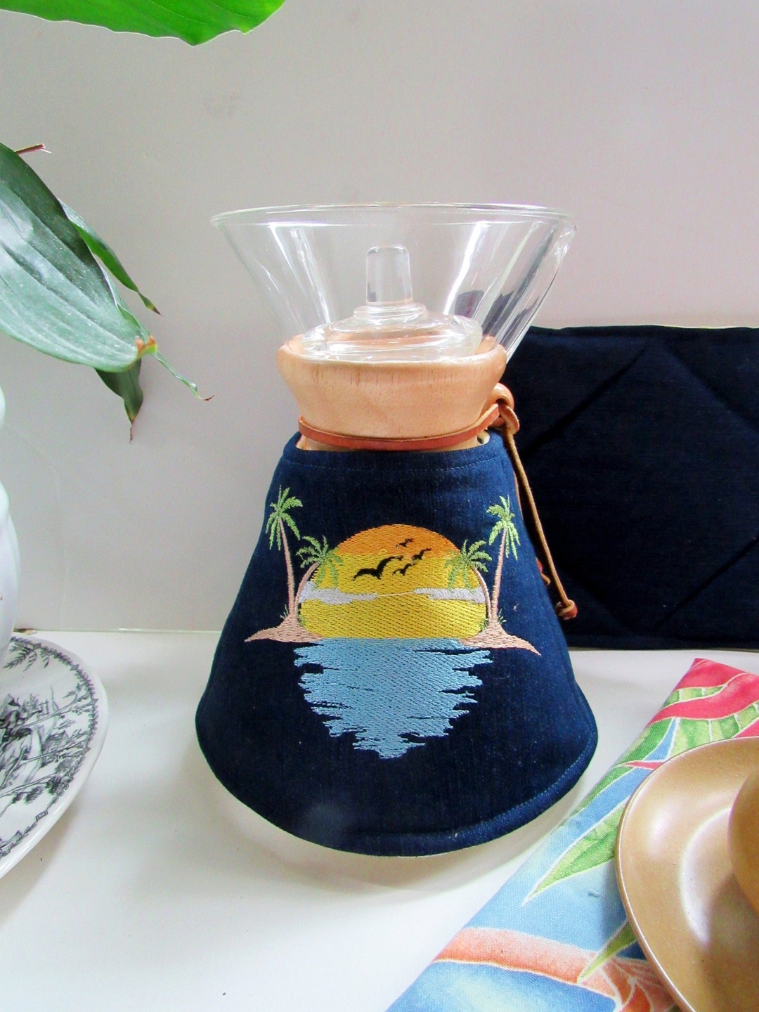 Handcrafted Cozy & Warming Pad for Chemex Carafesunrise on Beachdenim