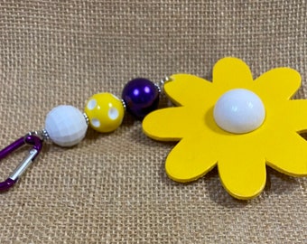 Daisy Flower Yellow White Wood Bubblegum Bead Key Chain Back Pack Clip Rearview Mirror Decor DIY Craft Kits