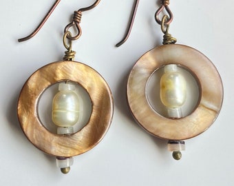 Organic mother of pearl shell hoop earrings with baroque pearl spinners, Elegant nightingale brown shell hoop earrings with creamy FW pearls