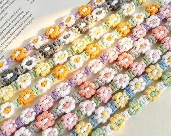 Cordón bandolera para teléfono con estampado floral tejido a mano, correa larga de ganchillo con margaritas florales para mujer.