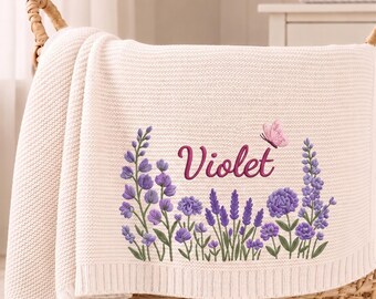 Personalisierte lila Wildblumen gestickte Baby-Baumwolldecke, Lavendel-Blumen-Babyparty-Ankündigung, Geschenk für Neugeborene