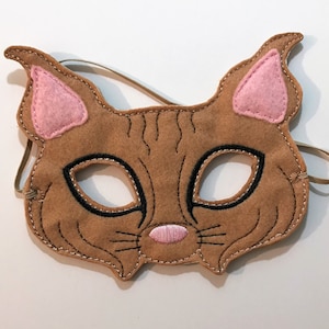 Pretend play felt bobcat mask for kids