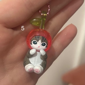 NEW | Mofusand cherries cat key chains - Kawaii - Japan - Cute Toy - Gashapon - Gacha - rare figure immagine 3