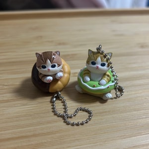 mofusand gacha figurine keychain  - choose style!