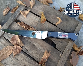 Cuchillo fileteador personalizado, hecho a mano, de acero D2, mango con el logotipo de Trump y funda de cuero.