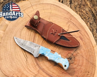 niestandardowy ręcznie robiony nóż myśliwski ze stali damasceńskiej, bezpłatna skórzana pochwa