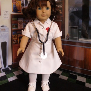 Doll Clothes Pattern, 1940-1950 Nurses' Uniforms, Caps and Cape, No 1008 image 4
