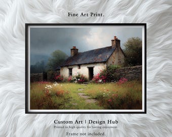 Könnte beinhalten: Ein gerahmter Kunstdruck eines malerischen Cottages mit einer Steinmauer und einem Weg zur Tür. Das Cottage hat ein dunkelblaues Dach und ist von bunten Blumen und grünem Gras umgeben. Der Druck enthält den Text "Fine Art Print" und "Custom Art | Design Hub".