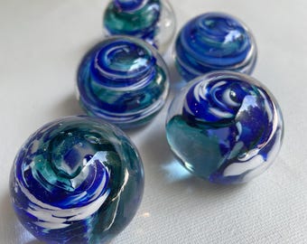 Set van 5 glazen presse-papiers