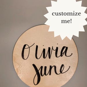 Custom Hand-Painted Baby Name Sign – 6” Wooden Disc | Newborn Photo Prop | Baby Name Announcement | Personalized Keepsake