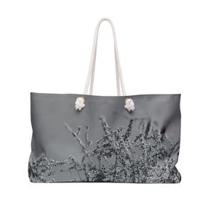 Elegante bolso de fin de semana: bolso de viaje, bolso de noche, bolso deportivo, bolso de fin de semana, diseño floral en blanco y negro.
