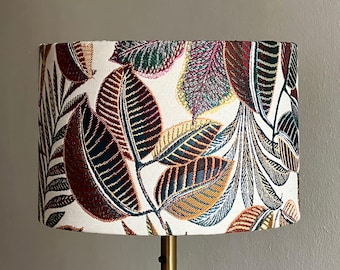 Pantalla de lámpara artesanal con estampado de hojas | Pantalla botánica colorida | Única y moderna | Hecha a medida