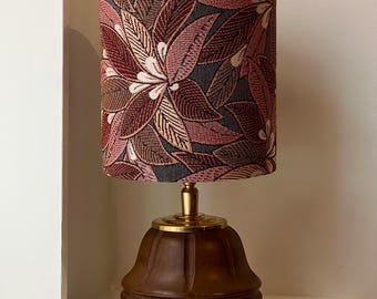 Pantalla de lámpara artesanal con estampado de hojas | Pantalla de lámpara de tela botánica | Iluminación vintage | Decoración de interiores bohemia