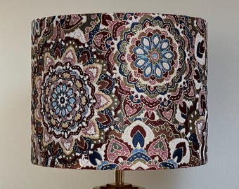 Pantalla de lámpara jacquard hecha a mano – pantalla de tela – pantalla para lámpara de mesa – iluminación ambiental – interior boho vintage