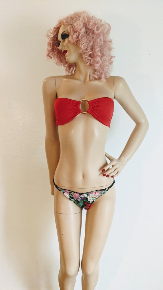BADGLEY MISCHKA- 1990's Sexy Red Bikini Top- Size 