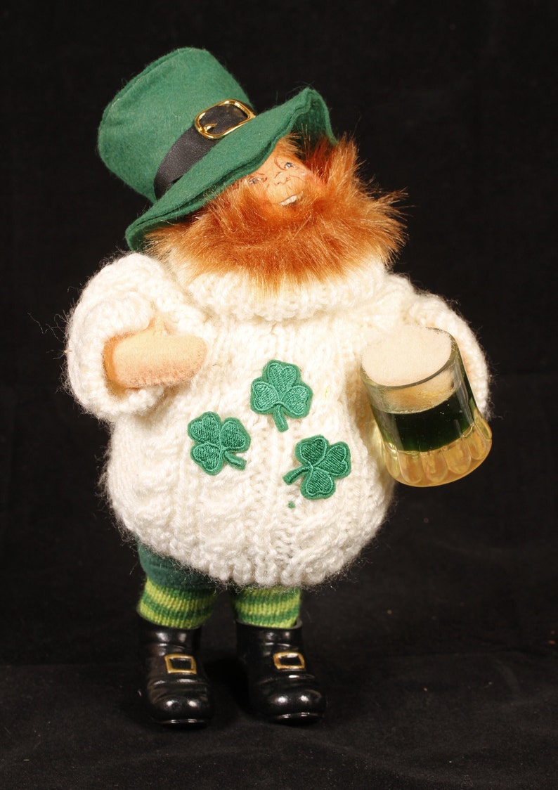 Annalee Mobilitee 169204 Irish Pub Patron Vintage Toy Collectible Holiday Home Decor image 2