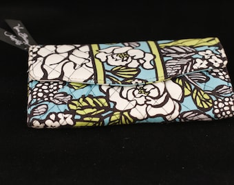 Vera Bradley Island Blooms Crossbody Wristlet - Vintage Handbag Collectible Fabric Purse