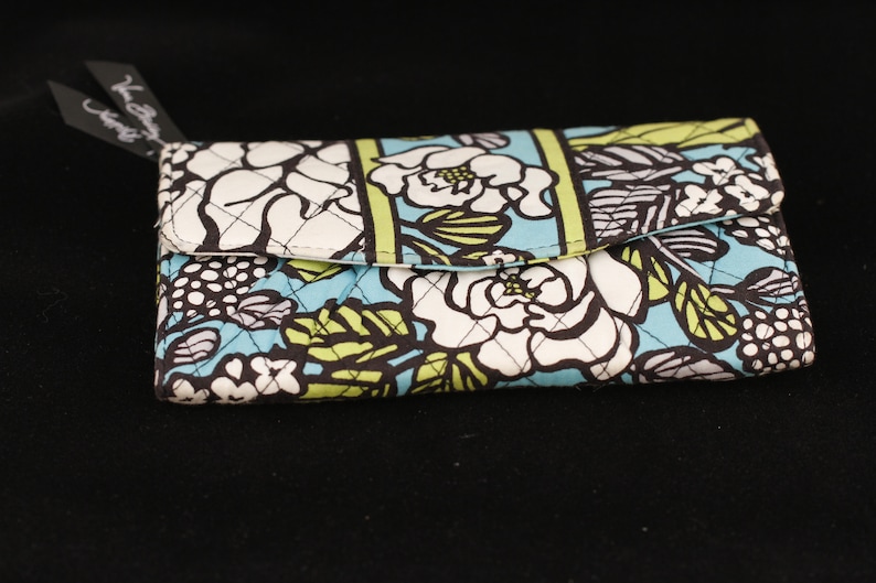 Vera Bradley Island Blooms Crossbody Wristlet Vintage Handbag Collectible Fabric Purse image 1