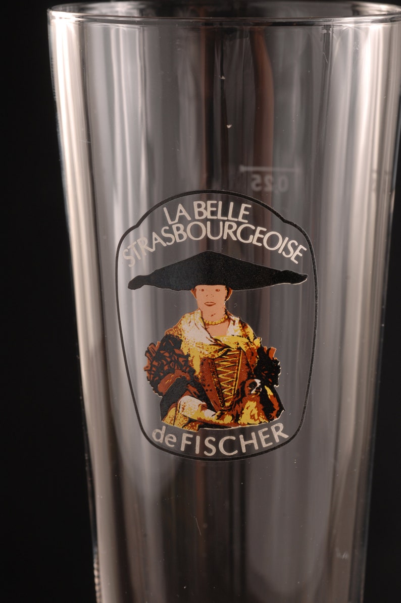 Tasse Pilsner En Verre Pressé MUG CLUB - Très Bon état, Transparente