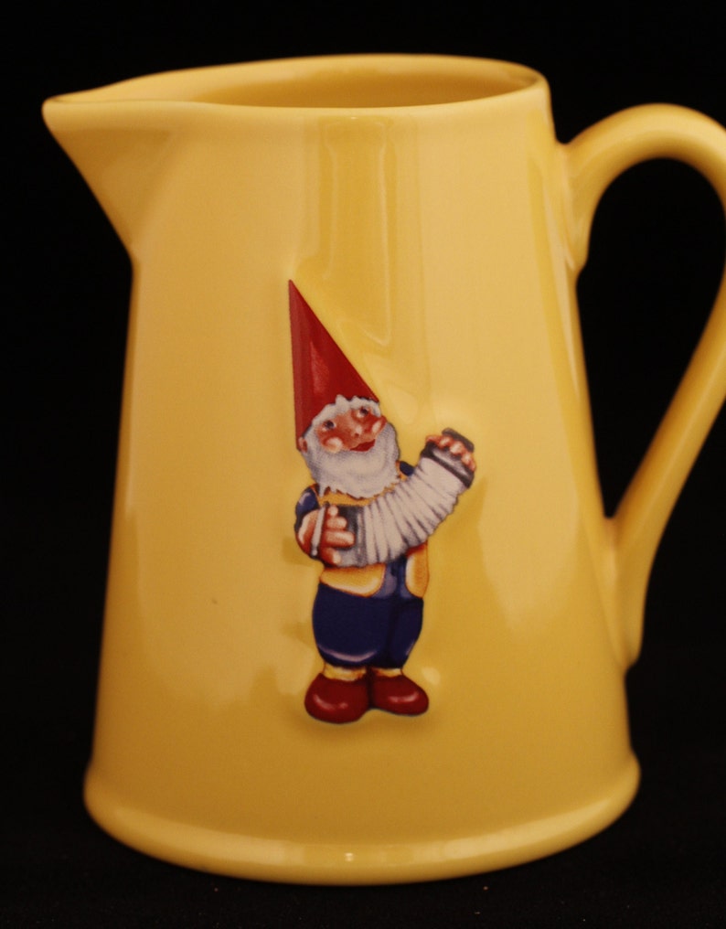 Kiss That Frog Cleen Gnome Leon a l'accordeon Small Ceramic Pitcher Vintage Collectible Ceramic Home Table Decor image 6