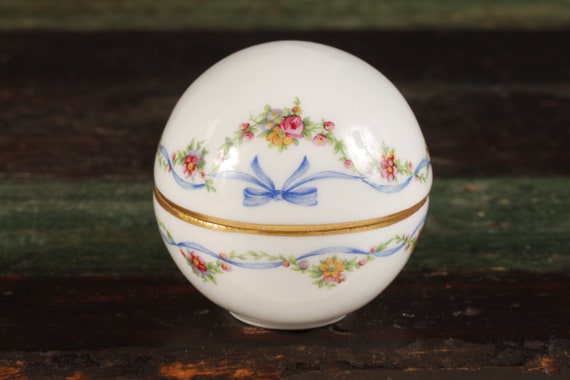 White Limoges Chamart France Trinket Egg Box - Vi… - image 2