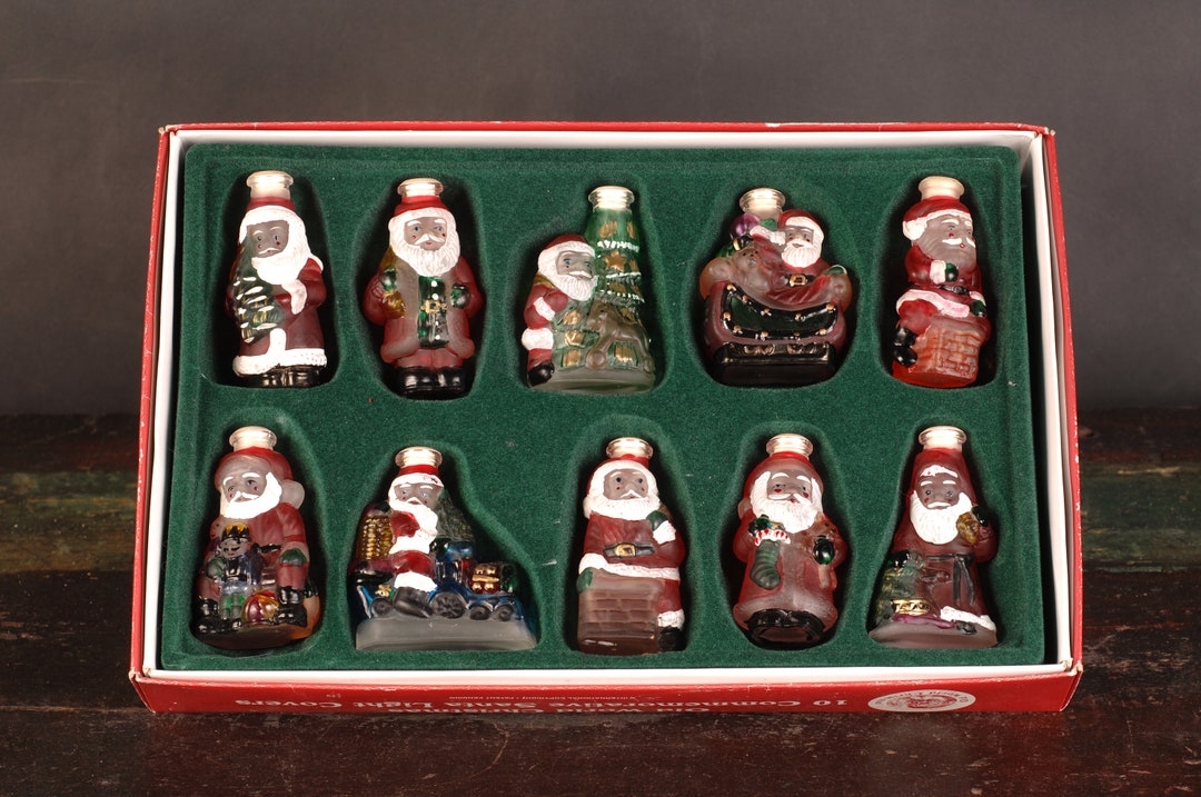 Old World Christmas Commemorative Santa Light Bulb Glass Covers