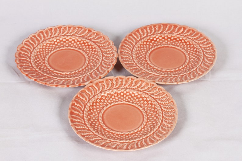 Bordallo Pinheiro Coral Salmon Basketweave Saucers Set of 3 Vintage Ceramic Collectible Dining Serving Entertaining image 2