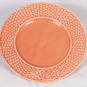 Bordallo Pinheiro Coral Salmon Basketweave Dessert Plates Set of 2 Vintage Ceramic Collectible Dining Serving Entertaining image 2