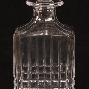 Tiffany & Co Crystal Pattern Plaid Decanter Vintage Ceramic Collectible Drinkware Barware Entertaining image 3