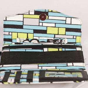 Vera Bradley Island Blooms Crossbody Wristlet Vintage Handbag Collectible Fabric Purse image 5