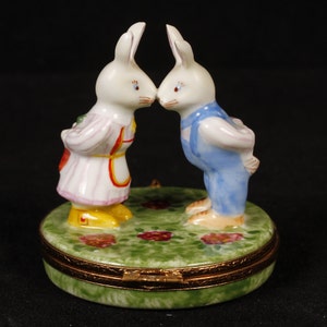 Limoges France Kissing Bunnies with Gifts Trinket Box Vintage Ceramic Collectible Home Living Decor image 4
