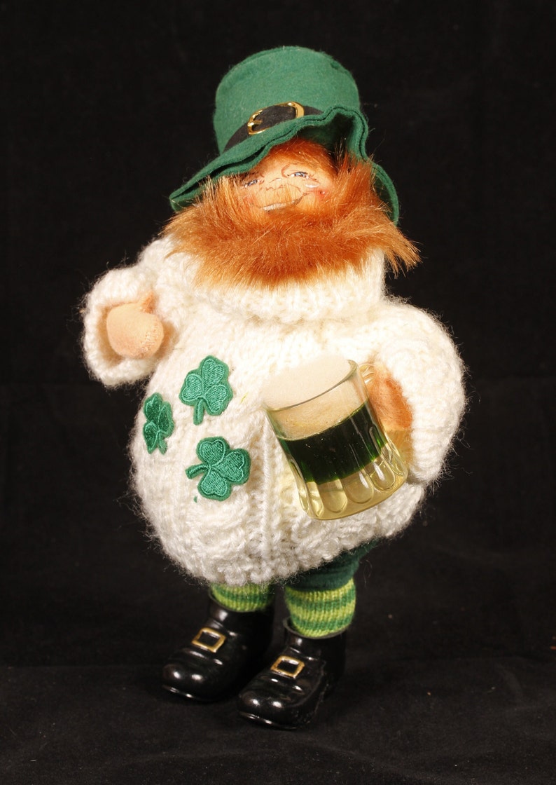 Annalee Mobilitee 169204 Irish Pub Patron Vintage Toy Collectible Holiday Home Decor image 4