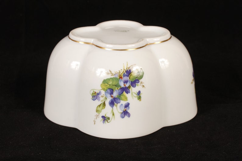 Limoges Purple Flowers Four Lobed Covered Dish Vintage Ceramic Collectible Home Living Decor image 8