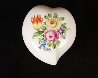 Herend Printemps Pattern #6005 Floral Heart Shaped Trinket Box - Vintage Ceramic Collectible Home Living Decor