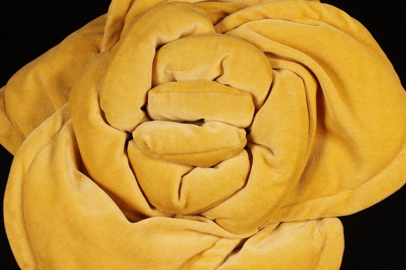 Oi San Francisco Rose Gold Flower Decorative Pillow Vintage Home Decor Collectible Living Accents image 2