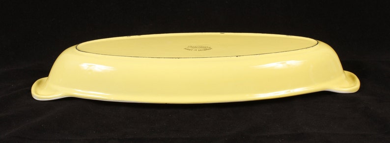 Descoware Yellow White Cast Iron Enamel Oval Baker Vintage Metal Collectible Dining Serving Entertaining image 5