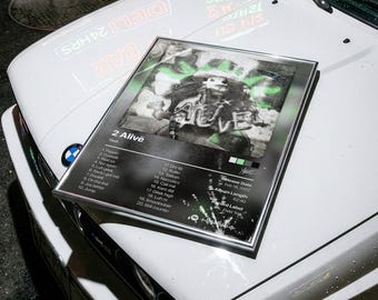 Poster d'album « 2 Alive » v2 de Yeat - Décoration murale pour pochette d'album - Poster de musique esthétique