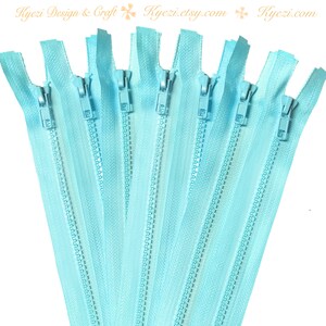 26 Inch Light Blue Chunky Teeth Molded Plastic Separating Sports Zippers - Gauge 5