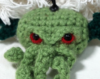 Small Cthulhu Keychain - Super adorable terror for your keys