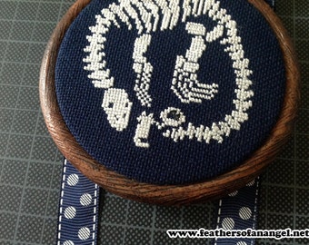KIT CROSS STITCH Plesiousaur Dinosaur Dino Skeleton Fossil Cat Cute Counted Cross Stitch Embroidery